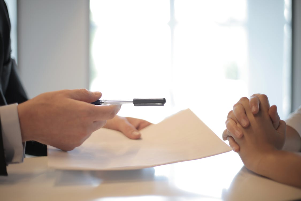 Signing a lease agreement 